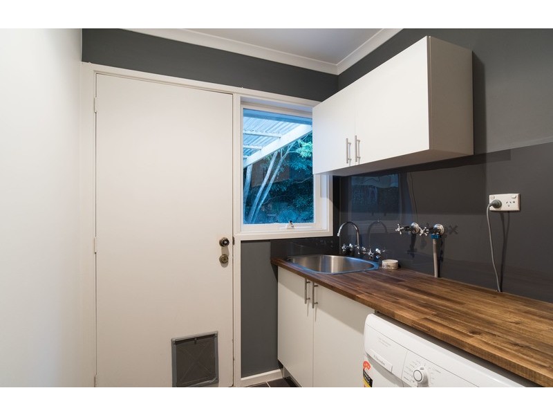 18 Highview Drive, Mooroolbark VIC 3138