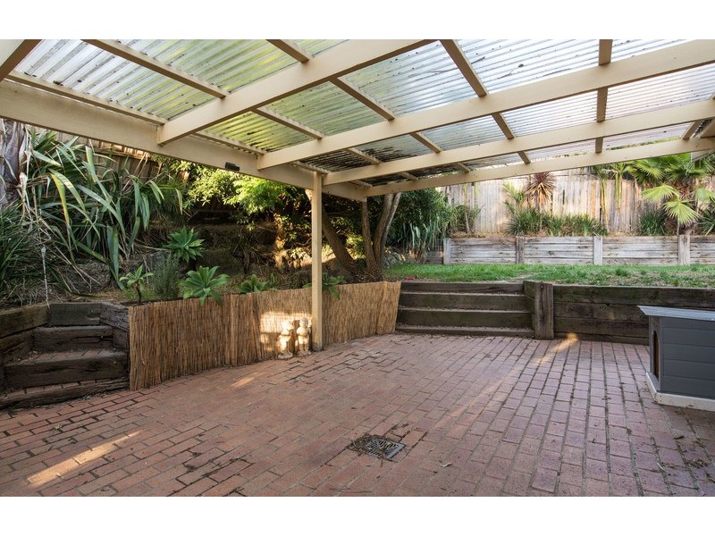 18 Highview Drive, Mooroolbark VIC 3138