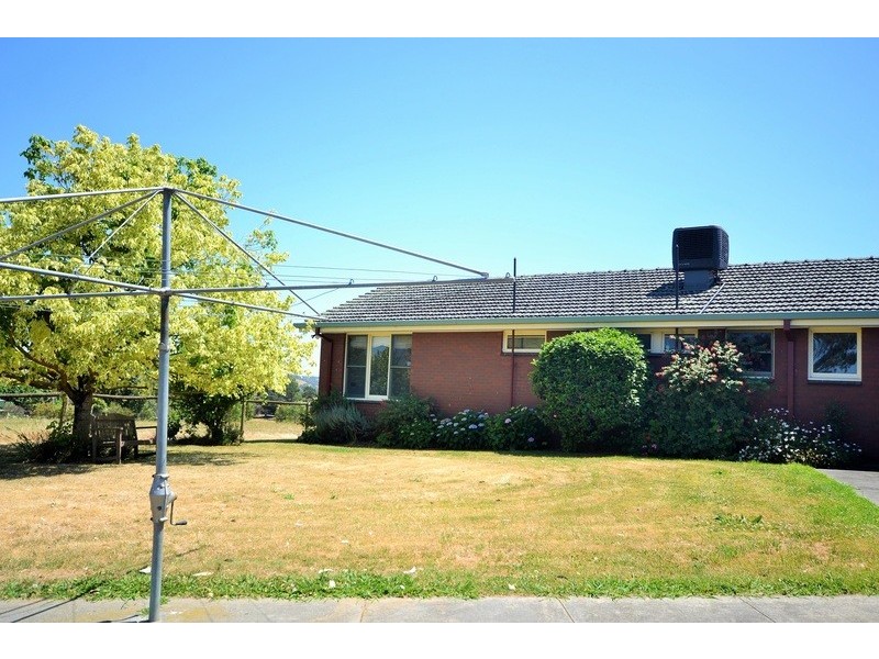 5 Paynes Road, Chirnside Park VIC 3116