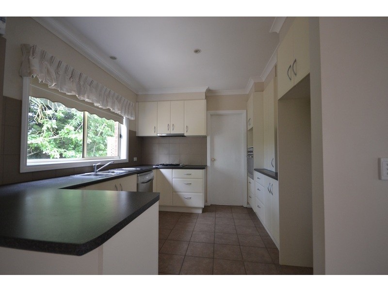 4/114 Croydon Road, Croydon VIC 3136