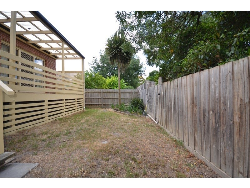 4/114 Croydon Road, Croydon VIC 3136
