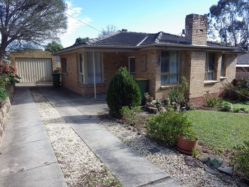105 Pembroke Road, Mooroolbark VIC 3138