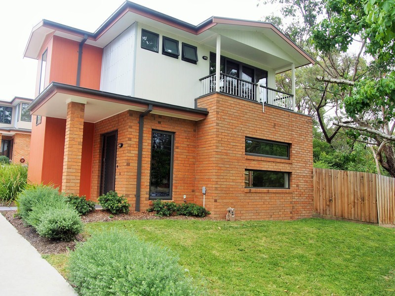 1/15 Ross Road, Croydon VIC 3136