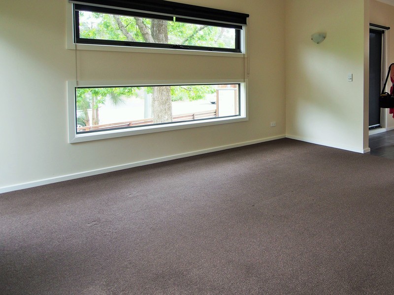 1/15 Ross Road, Croydon VIC 3136