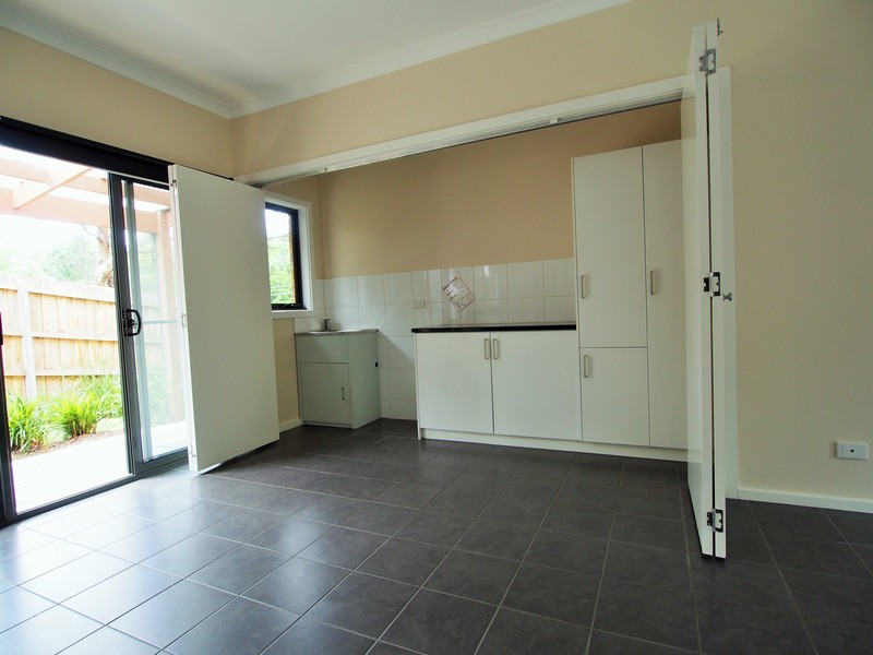1/15 Ross Road, Croydon VIC 3136