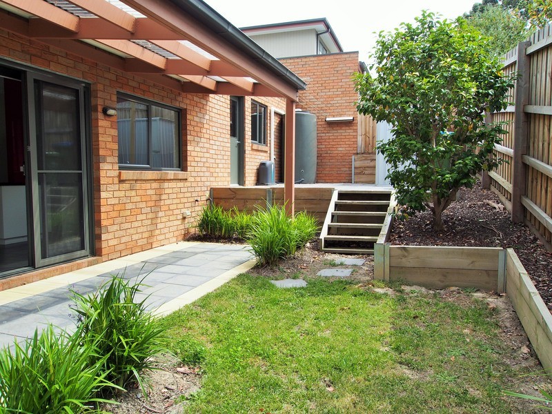 1/15 Ross Road, Croydon VIC 3136