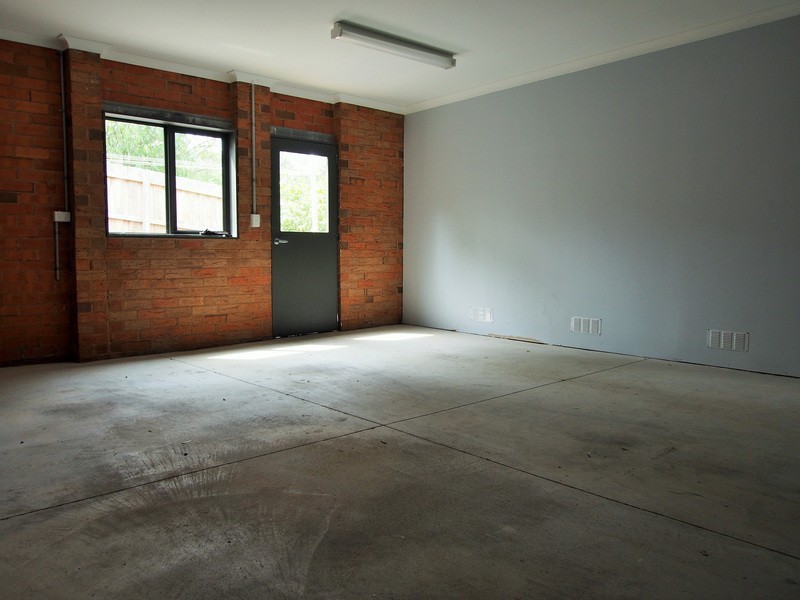 1/15 Ross Road, Croydon VIC 3136