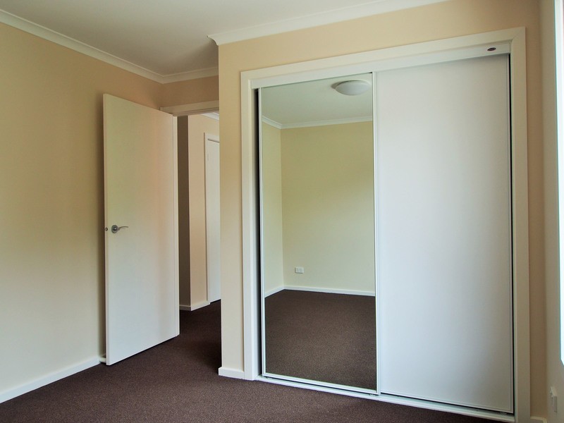 1/15 Ross Road, Croydon VIC 3136