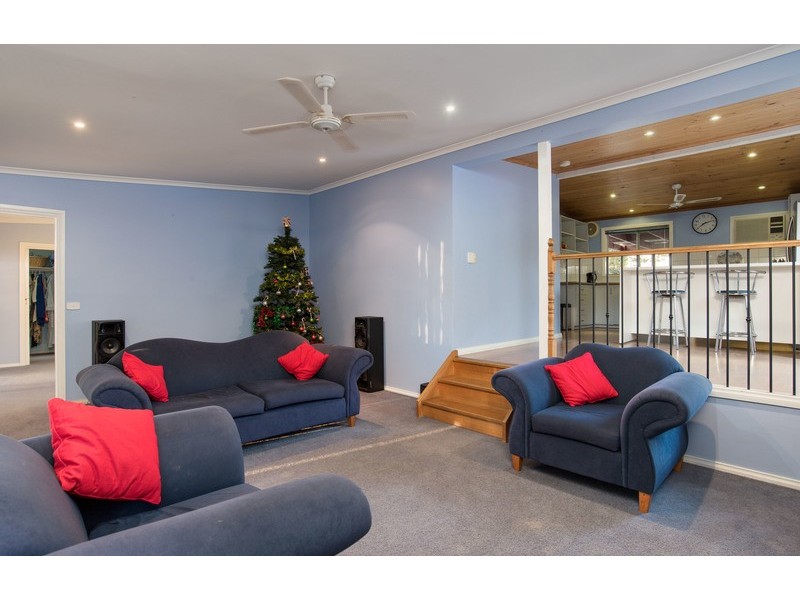 17 Old Hereford Road, Mount Evelyn VIC 3796