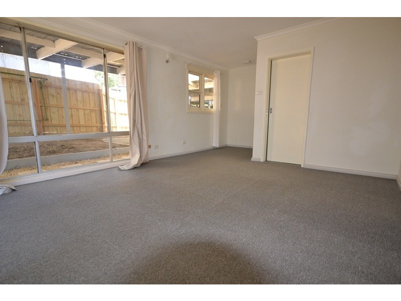 8 John Street, Lilydale VIC 3140