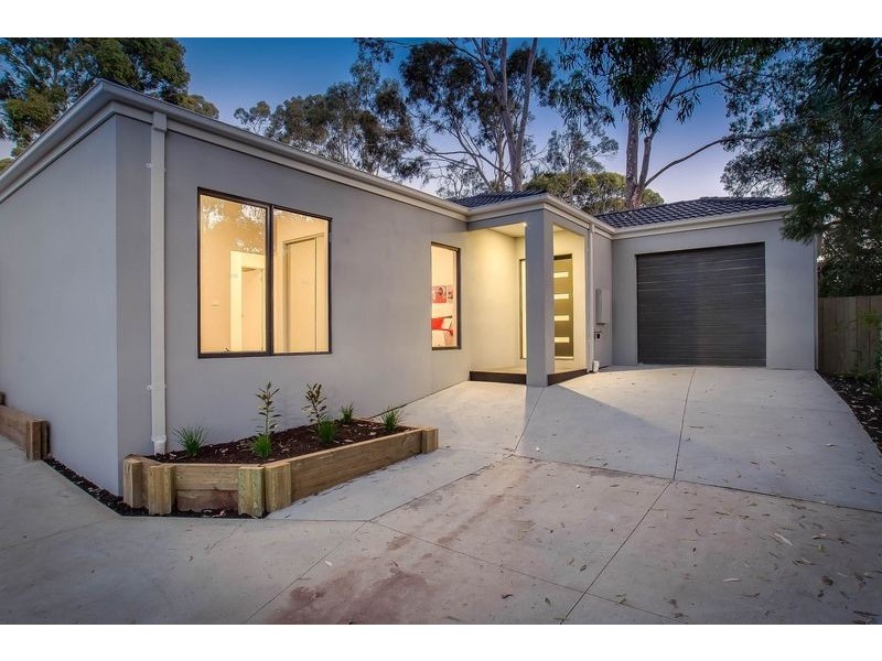 77a Diane Crescent, Croydon VIC 3136