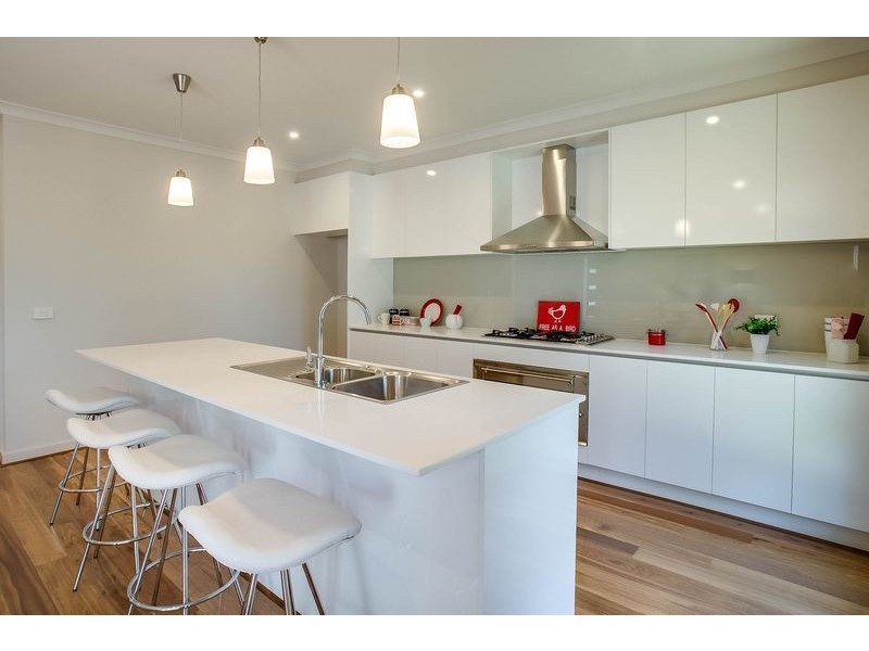 77a Diane Crescent, Croydon VIC 3136
