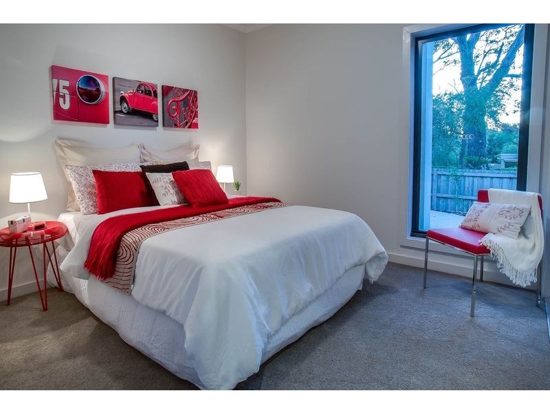 77a Diane Crescent, Croydon VIC 3136