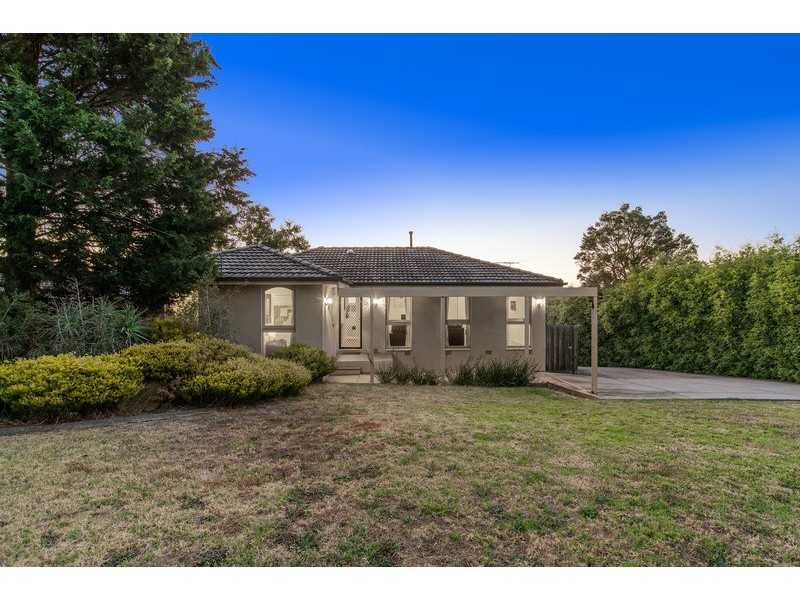 3 View Point Drive, Chirnside Park VIC 3116