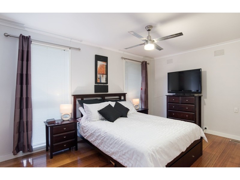 3 View Point Drive, Chirnside Park VIC 3116