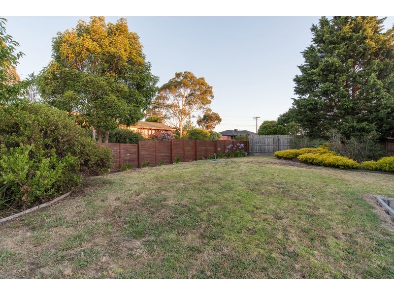 3 View Point Drive, Chirnside Park VIC 3116