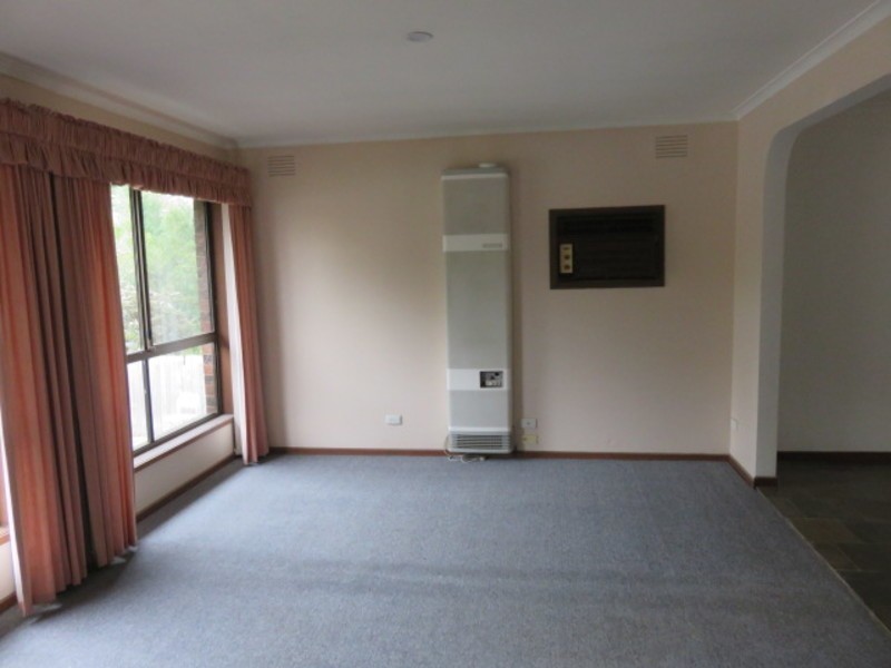 319 Wonga Road, Warranwood VIC 3134