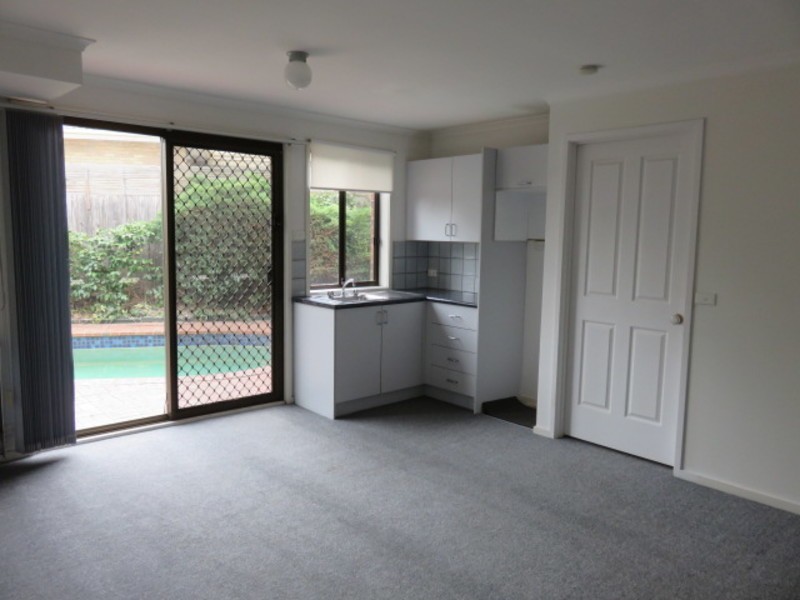 319 Wonga Road, Warranwood VIC 3134