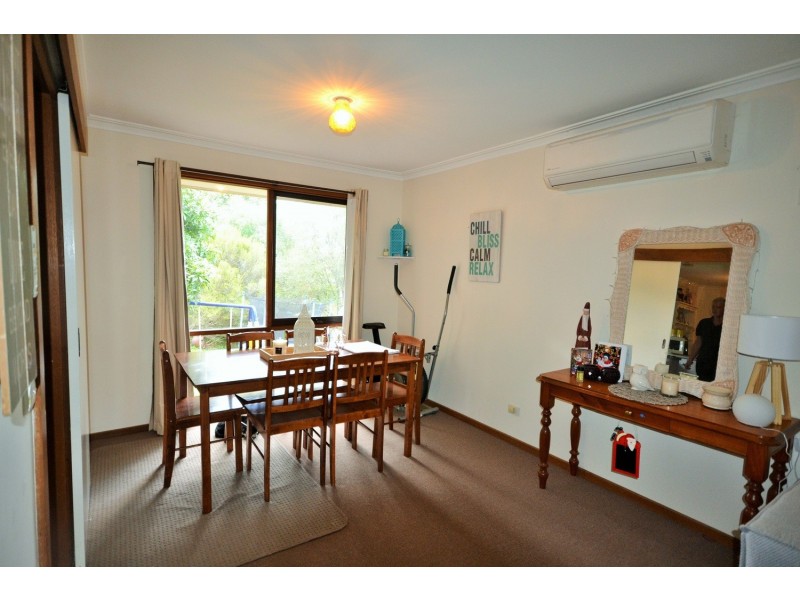 15 Oakbank Court, Mooroolbark VIC 3138