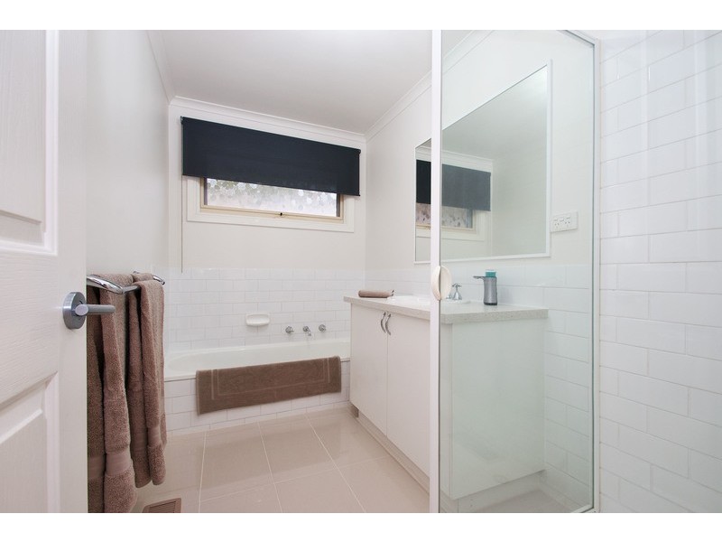 31 The Avenue, Montrose VIC 3765