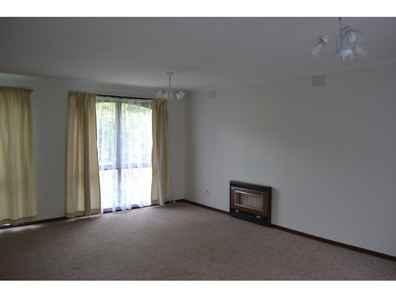 97 Hawthory Road, Kilsyth VIC 3137