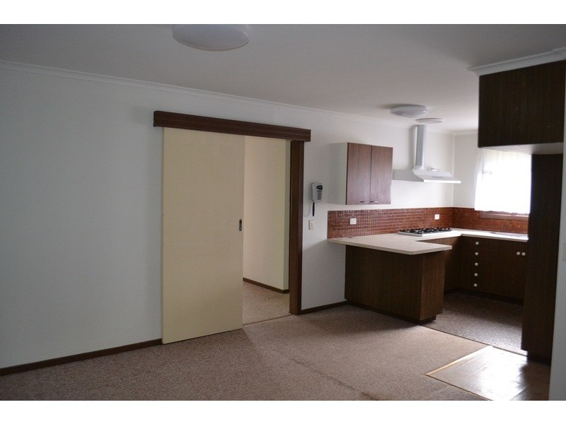 97 Hawthory Road, Kilsyth VIC 3137