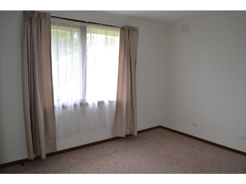 97 Hawthory Road, Kilsyth VIC 3137