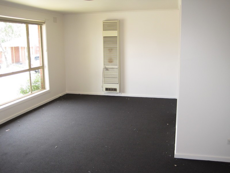 26/8-10 Emma Road, Croydon VIC 3136