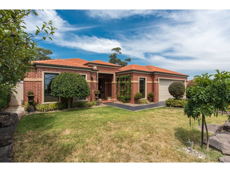 16 Whernside Court, Mooroolbark VIC 3138