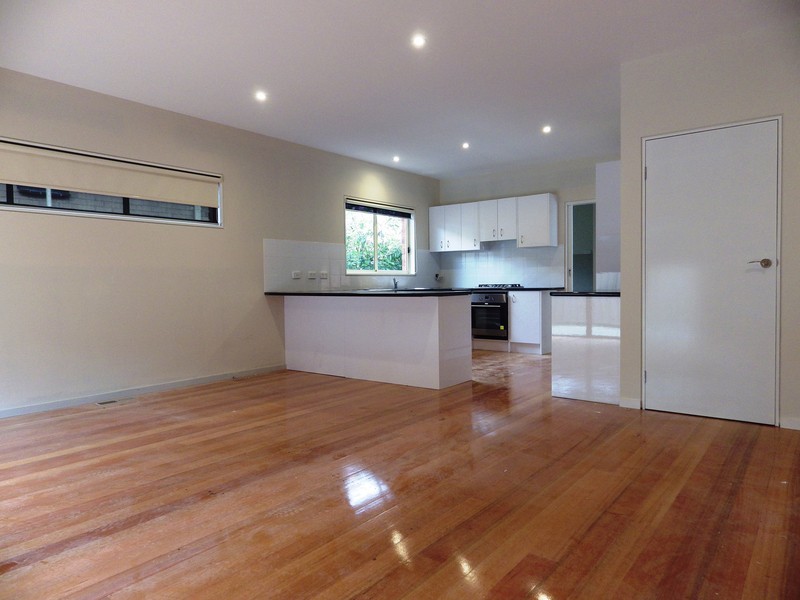 1/85 Esther Crescent, Mooroolbark VIC 3138
