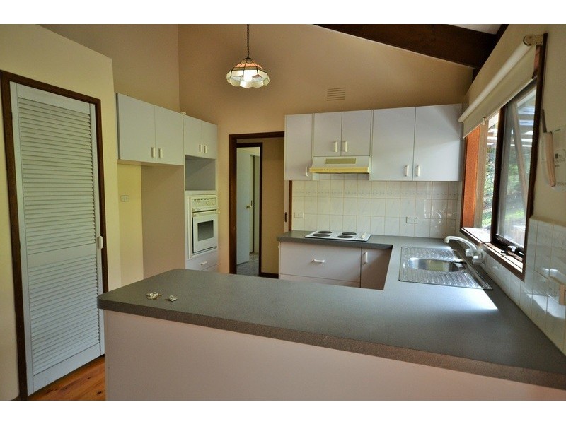 54 Commercial Road, Mount Evelyn VIC 3796