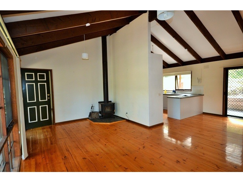 54 Commercial Road, Mount Evelyn VIC 3796