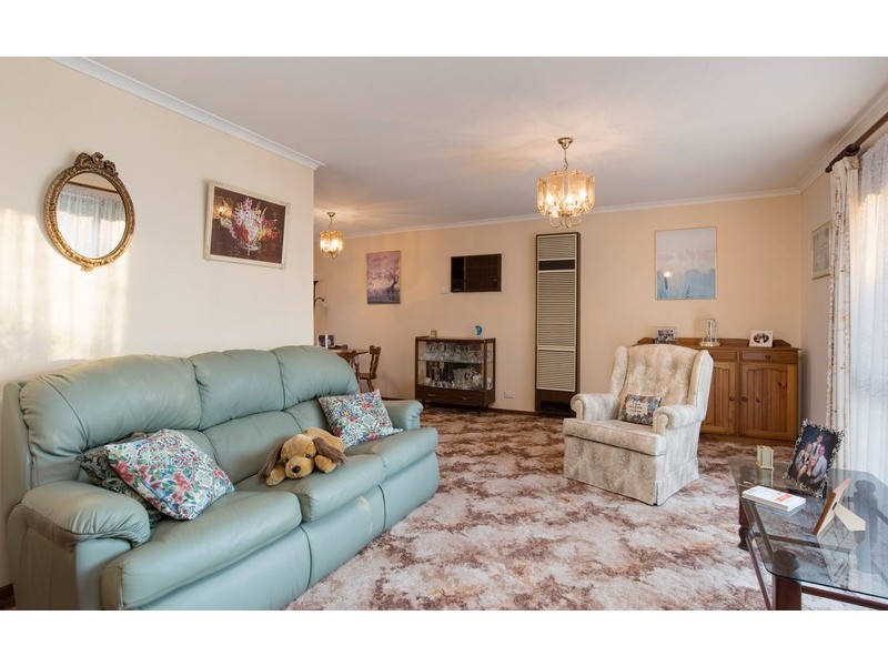 152 Manchester Road, Mooroolbark VIC 3138