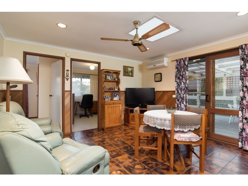 152 Manchester Road, Mooroolbark VIC 3138
