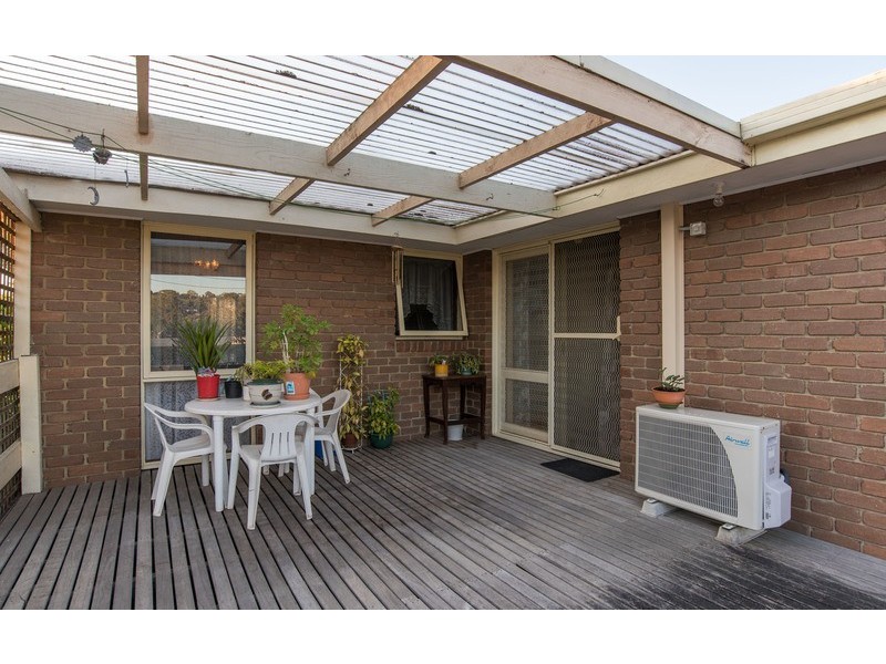 152 Manchester Road, Mooroolbark VIC 3138