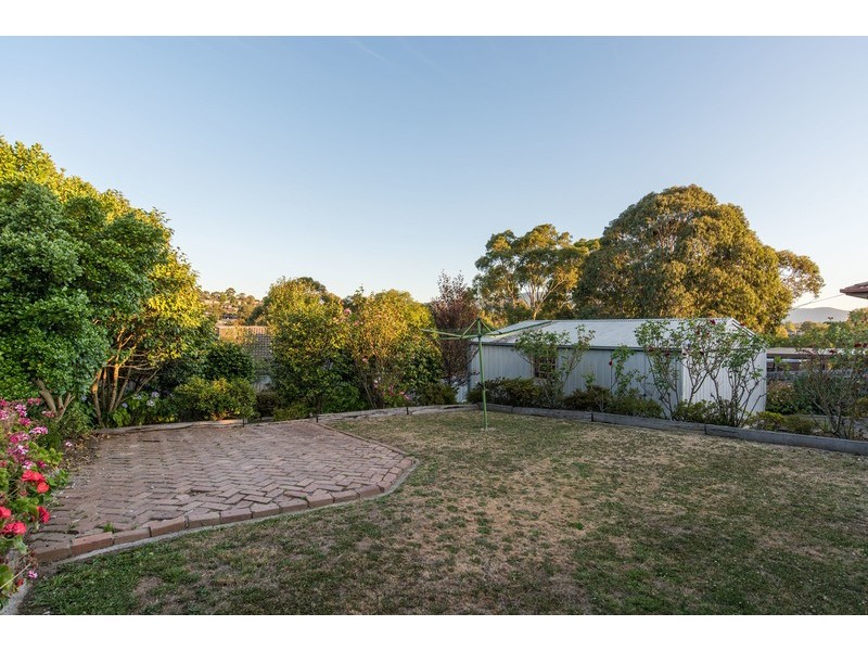 152 Manchester Road, Mooroolbark VIC 3138