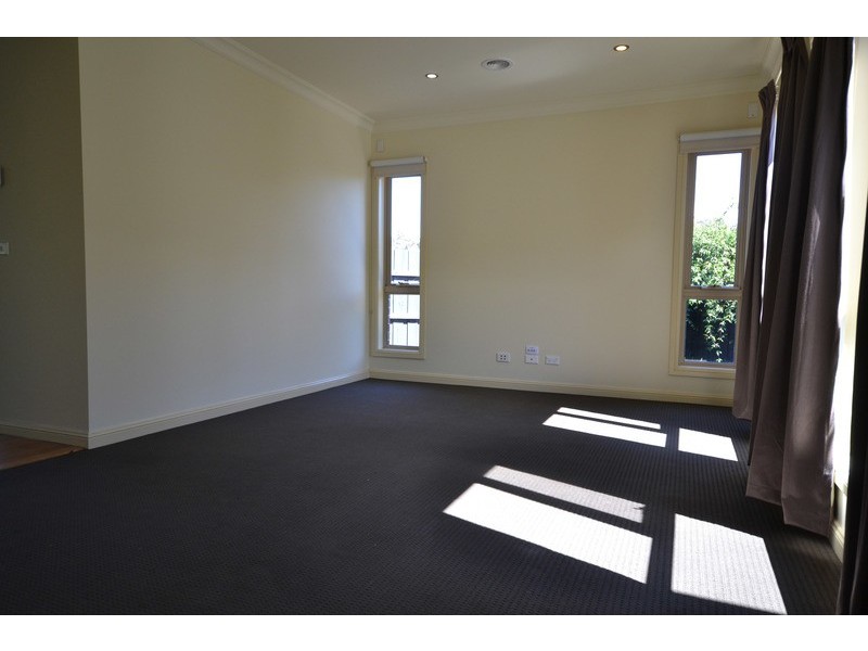 5/4-6 Cambridge Road, Mooroolbark VIC 3138