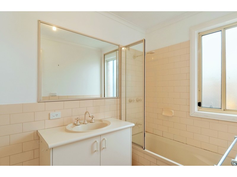 3/21 Luscombe Court, Kilsyth VIC 3137