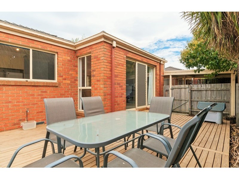 3/21 Luscombe Court, Kilsyth VIC 3137