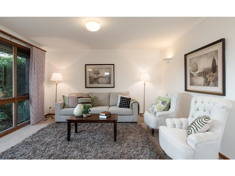 12 Ambon Rise, Croydon North VIC 3136