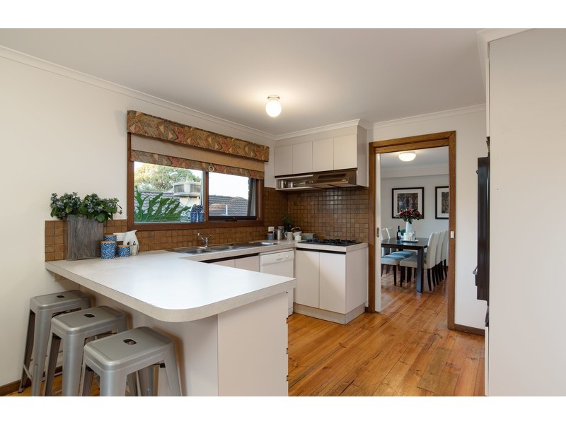 12 Ambon Rise, Croydon North VIC 3136