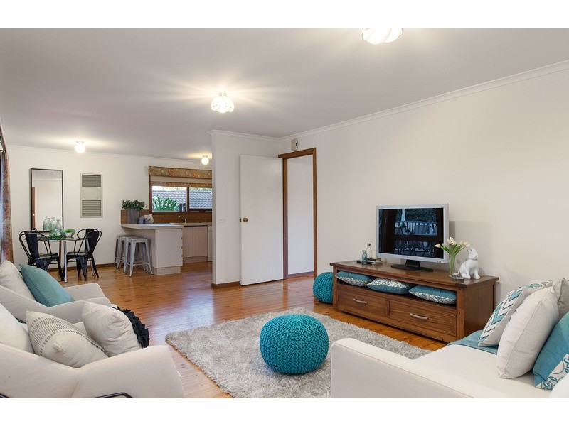 12 Ambon Rise, Croydon North VIC 3136