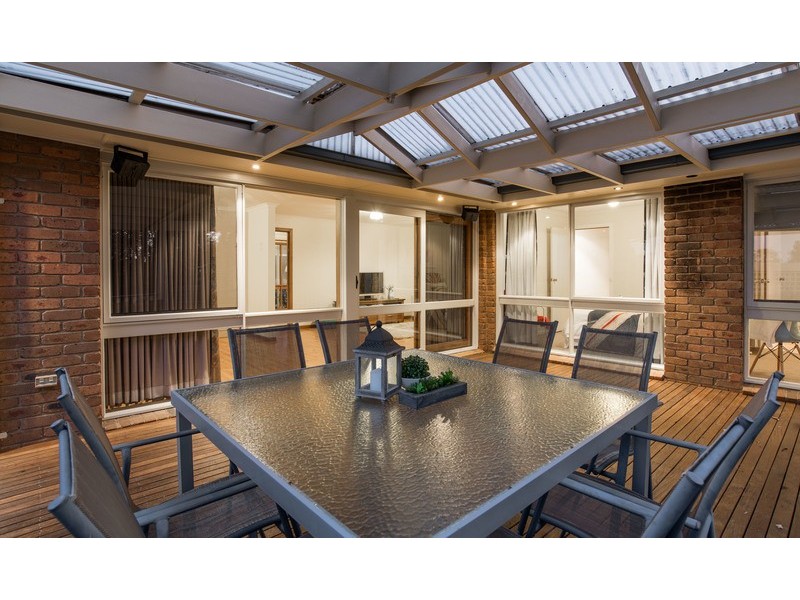 12 Ambon Rise, Croydon North VIC 3136