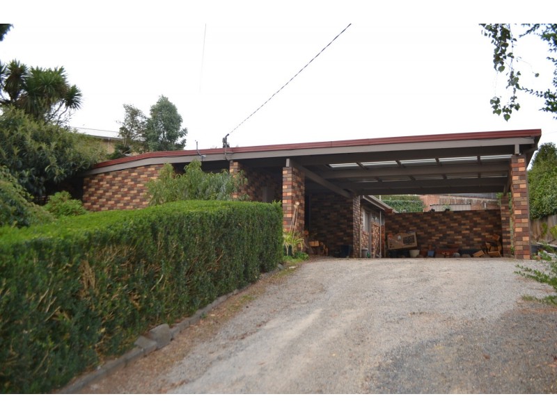 4 Old Mill Place, Chirnside Park VIC 3116