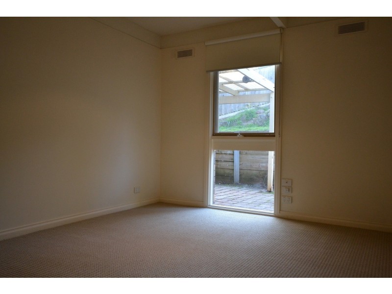 4 Old Mill Place, Chirnside Park VIC 3116