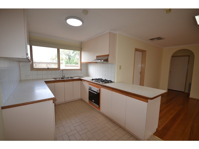 29 Hedwig Drive, Mooroolbark VIC 3138