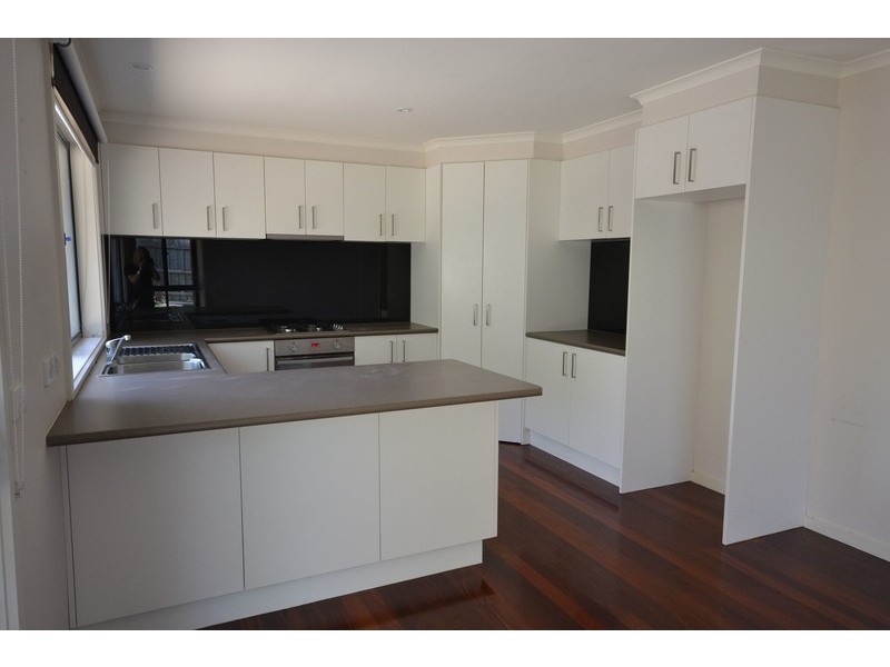 16A Lockhart Court, Kilsyth VIC 3137