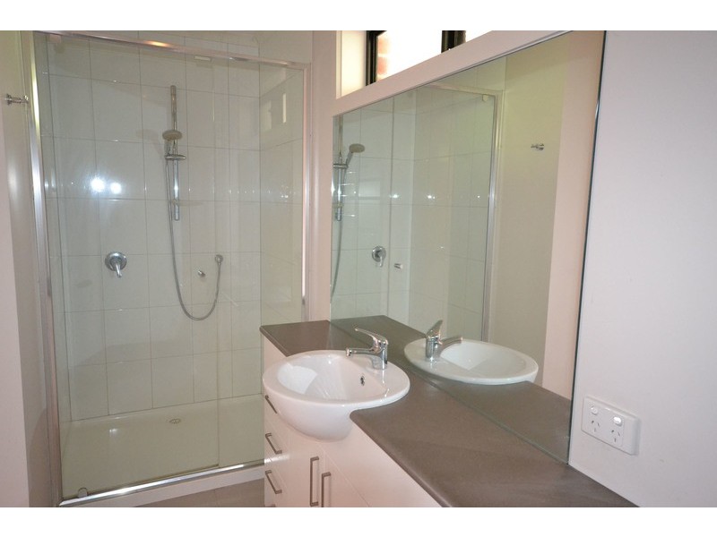 16A Lockhart Court, Kilsyth VIC 3137