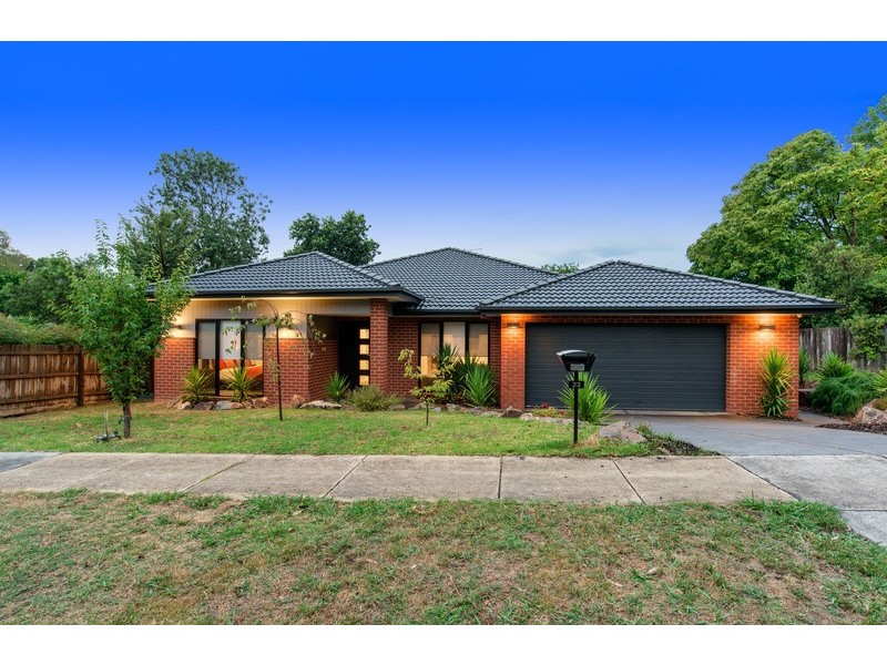 23 Belvedere Drive, Montrose VIC 3765