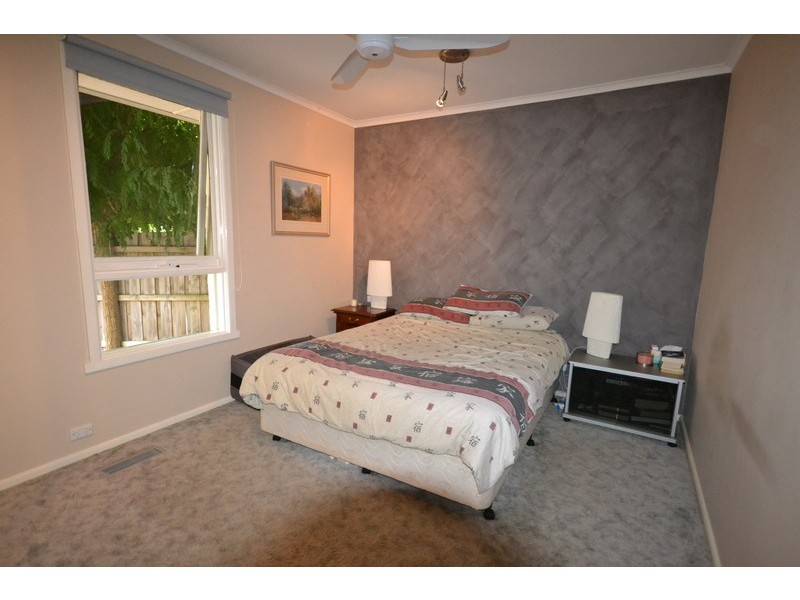 1/24 Kipling Avenue, Mooroolbark VIC 3138